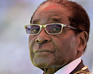 Kupp i Zimbabwe: Militæret har pågrepet Robert Mugabe