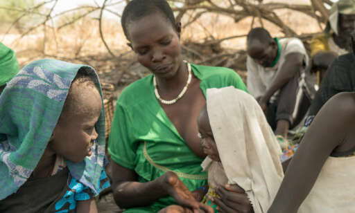 Sør-Sudan: - Folk spiser fra trærne for å overleve