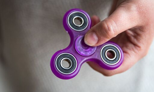 Ungene har dilla. Hva sytten er en spinner?!
