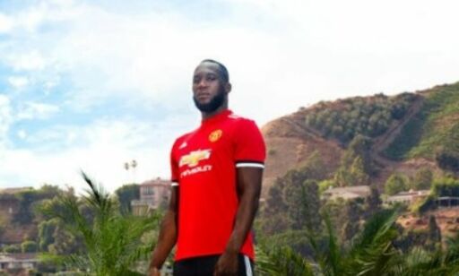 Nå er han offisielt presentert som Manchester United-spiller