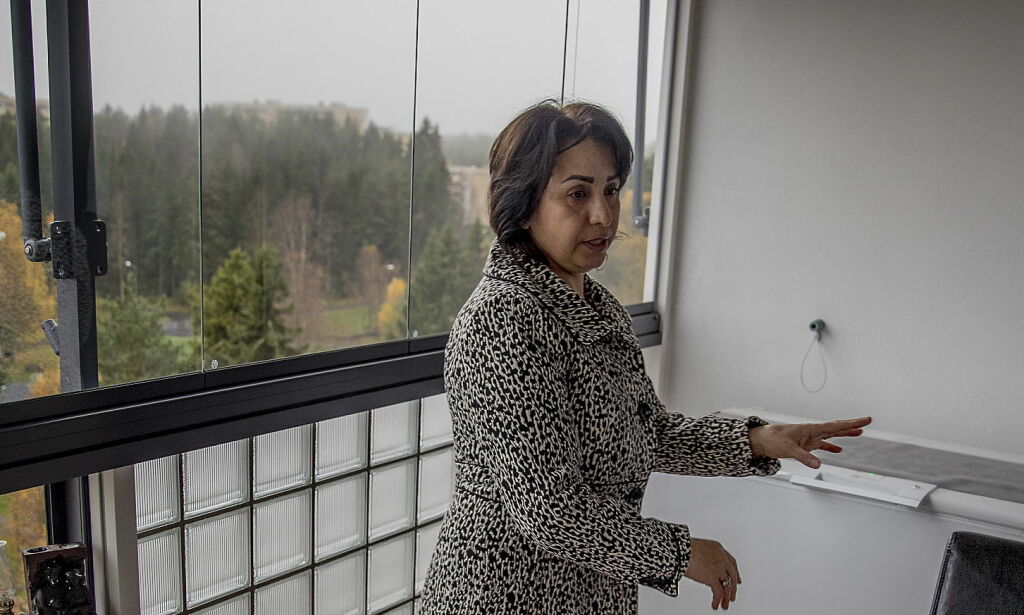 Nabo: - Begynte å lukte fra leiligheten for en måned siden