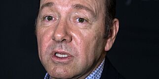 Kevin Spacey erklærer at han er homofil etter anklager om seksuell trakassering