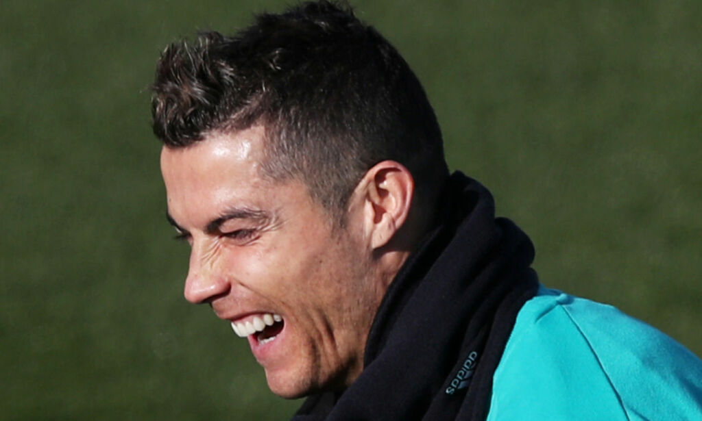 Real Madrid-fansen jubler. Ronaldo tilbake i full trening