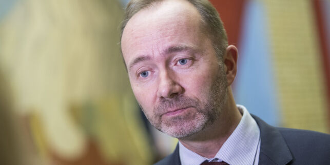 Trond Giske er sykemeldt