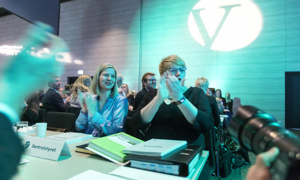 Bryllupsgjest varslet statsministeren: - De bør be om unnskyldning