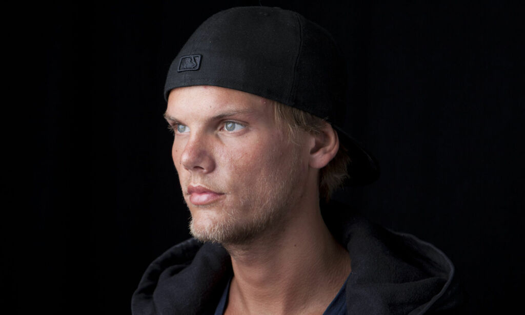 For to år siden sluttet Avicii å turnere for å berge helsa. Nå er han død