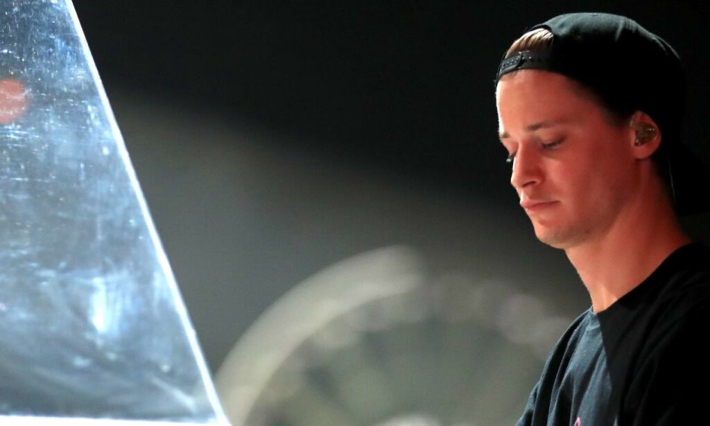 Hyllet Avicii med hans egen låt under musikkfestival