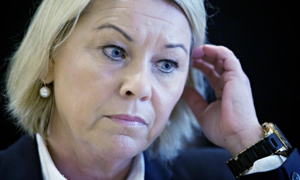 Mæland nekter å bøye av