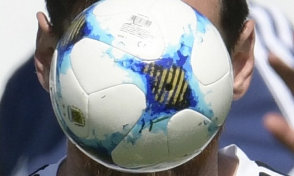 Slik styrer Messi Argentina bak kulissene