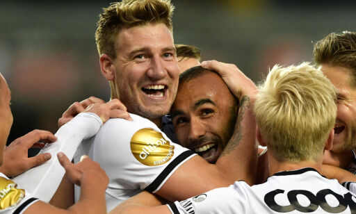 Bendtner aktuell for sveitsisk klubb