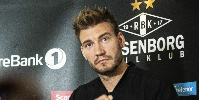 Bendtners kjæreste overrasker