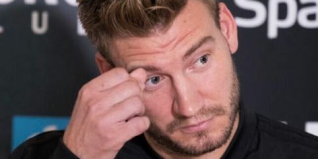 Bendtner tiltalt for vold mot taxisjåføren