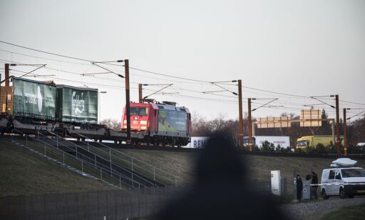 - Måtte klatre over døde for å redde ut overlevende